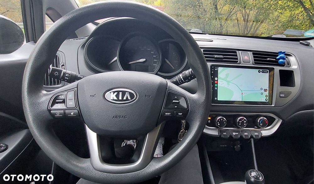 Kia Rio - 7
