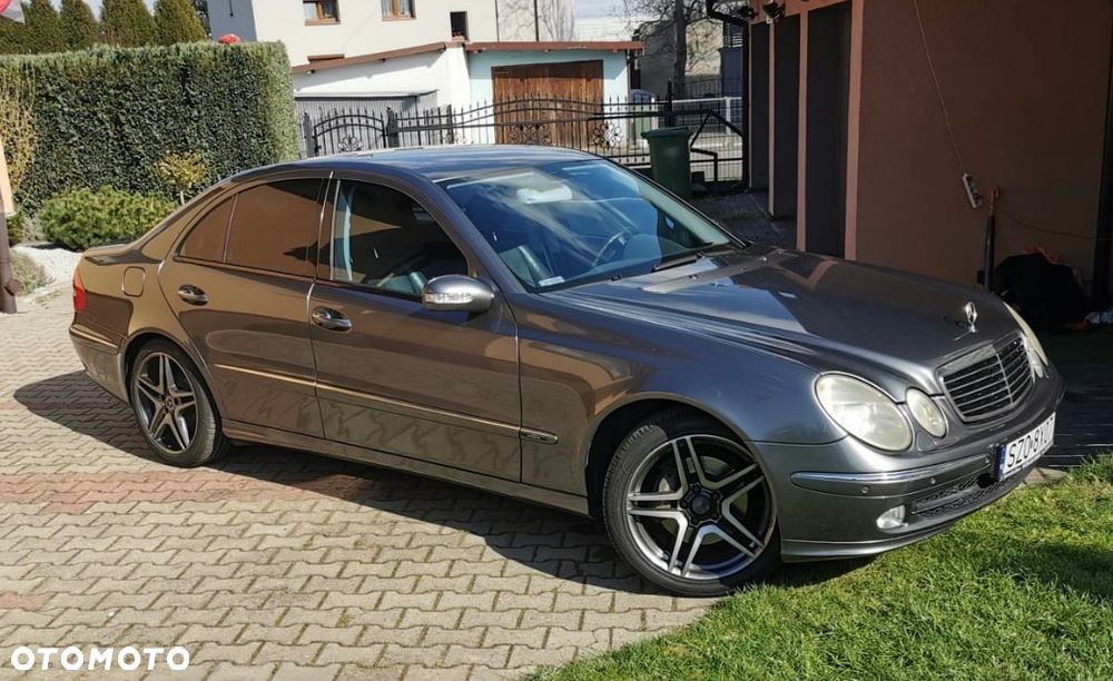 Mercedes-Benz Klasa E 320 CDI Avantgarde - 1