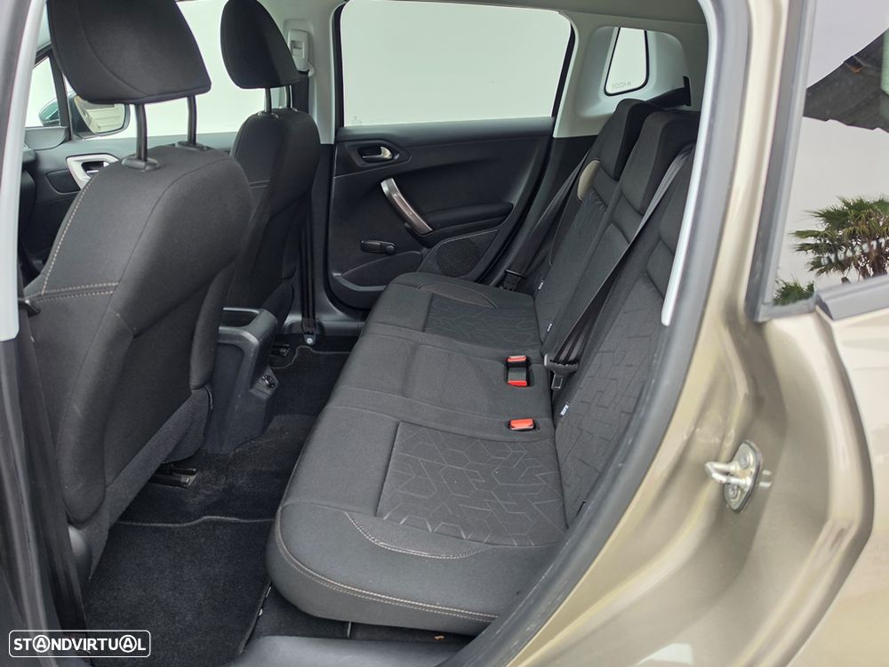 Peugeot 2008 PureTech 82 Style - 7