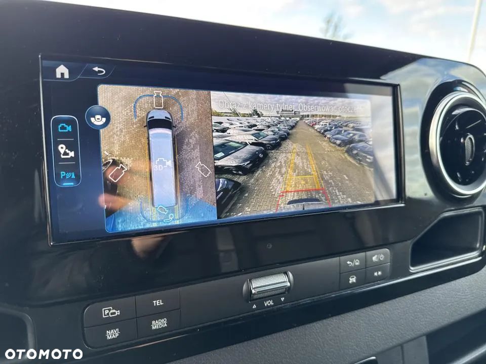 Mercedes-Benz Sprinter - 20
