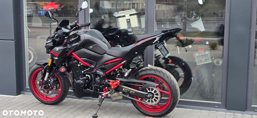 Kawasaki Z 900 - 26