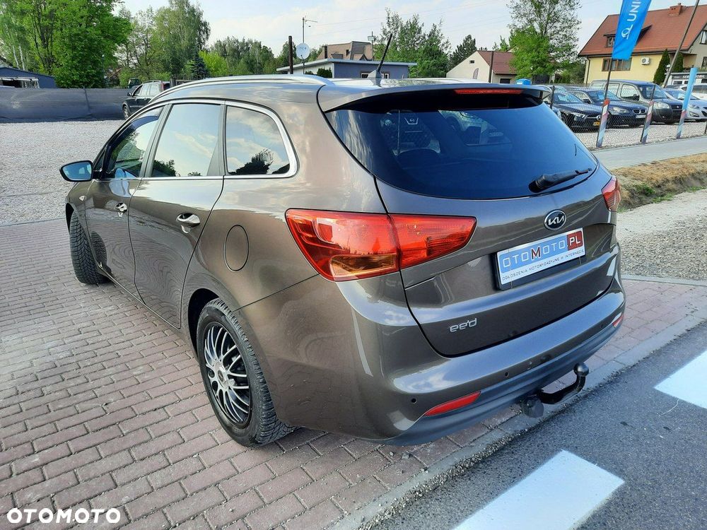 Kia Ceed - 7