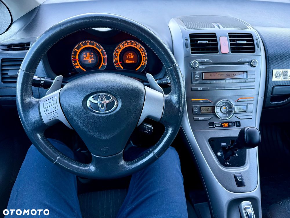 Toyota Auris 1.6 VVT-i Multimode Executive - 9