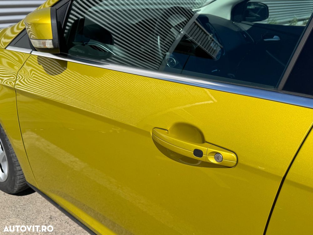 Ford Focus - 16