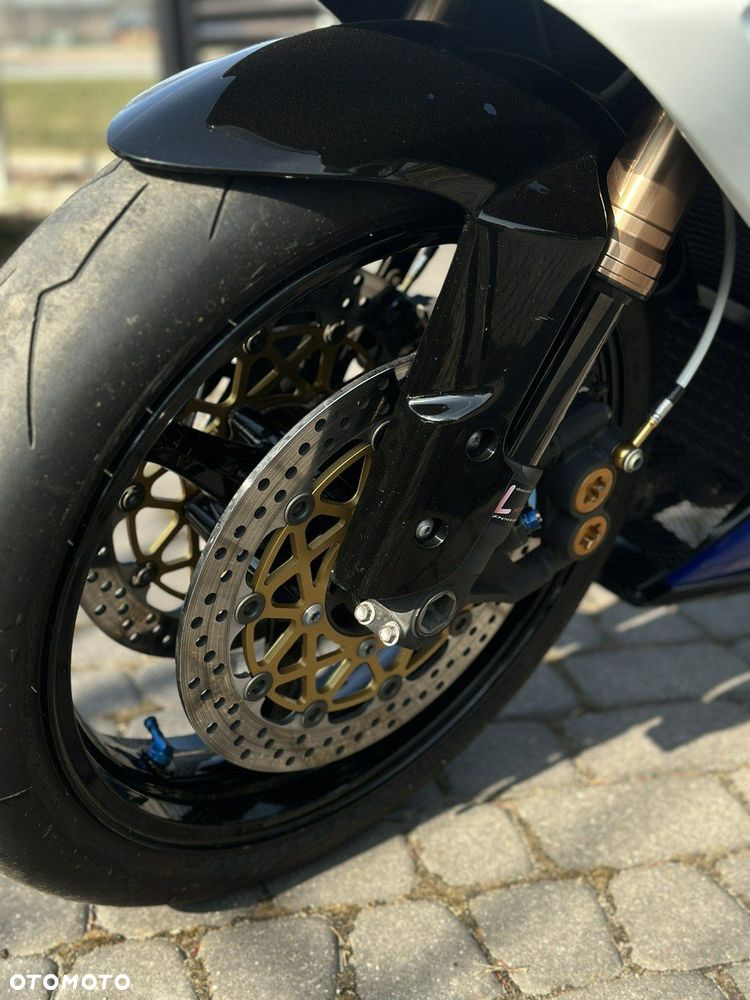 Suzuki GSX-R - 18