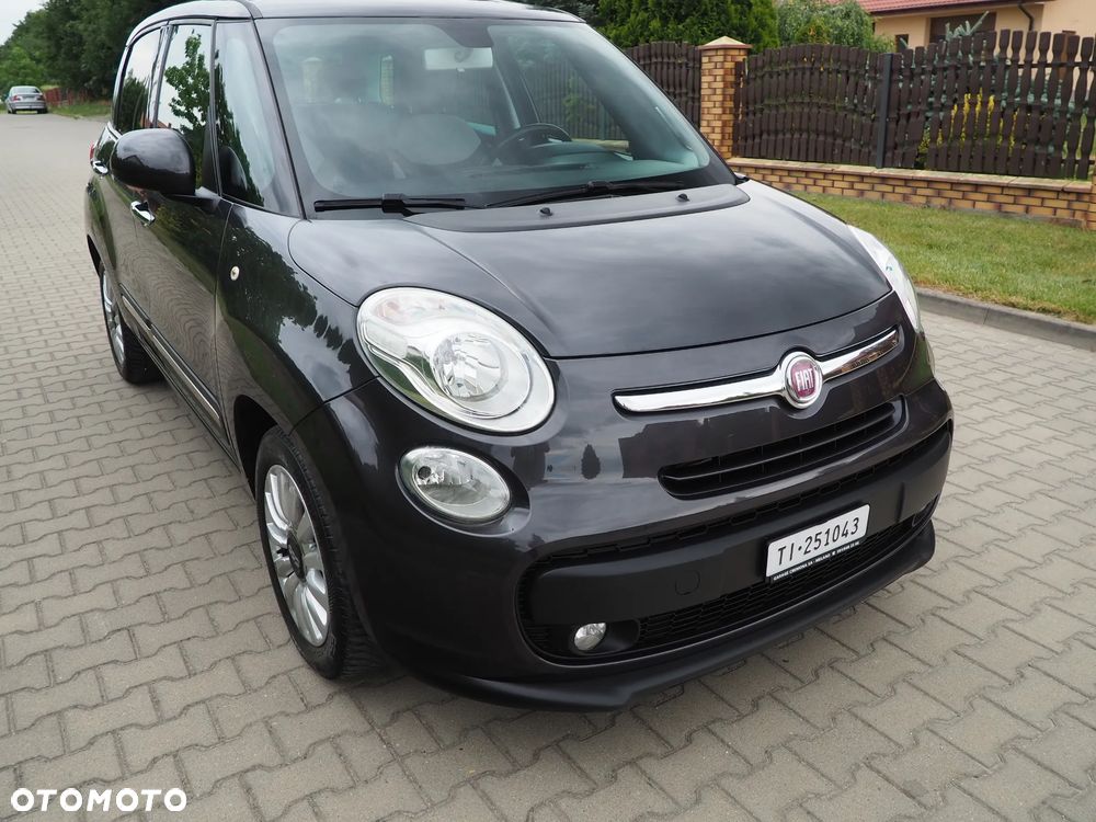 Fiat 500L 1.4 16V Urban Edition - 24