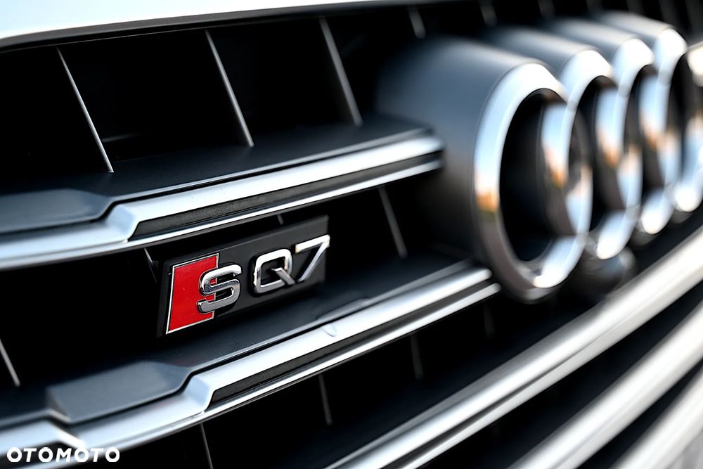 Audi SQ7 - 12