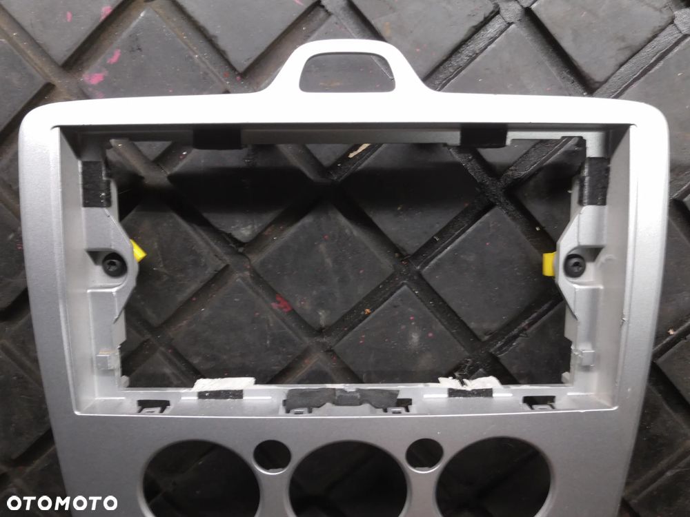 RAMKA RADIA FORD FOCUS MK2 SREBRNA - 3