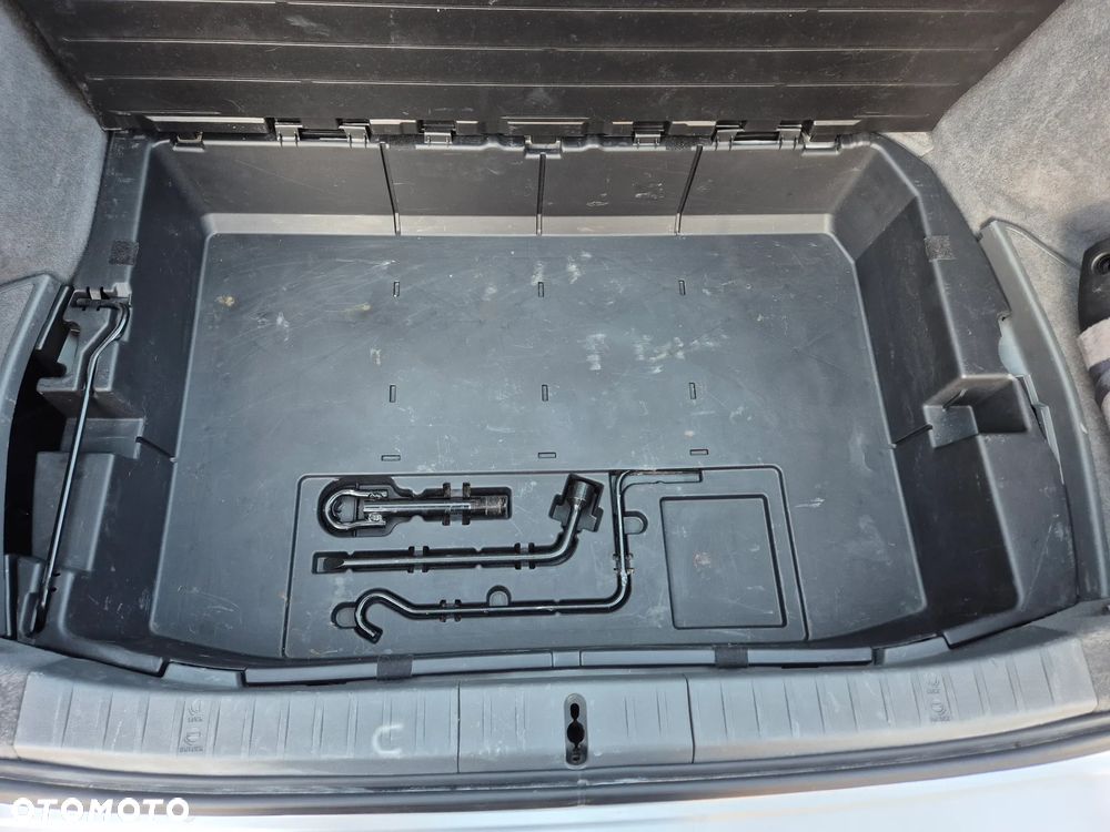 Toyota Prius 1.5 VVT-i Sol (nav) - 15