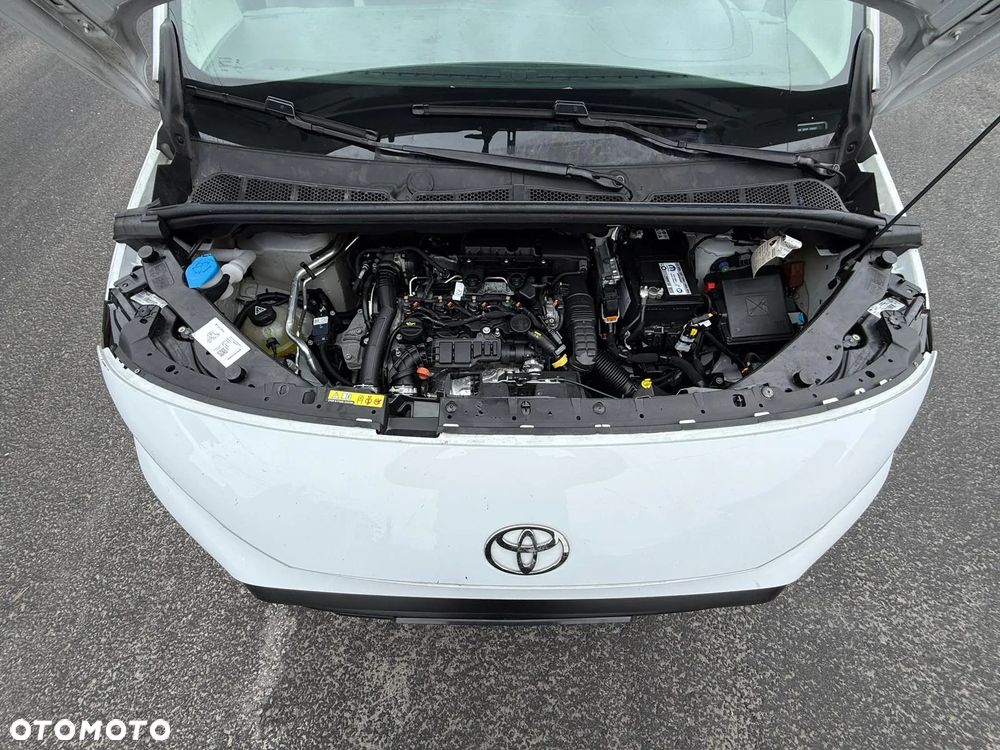 Toyota Proace City - 17