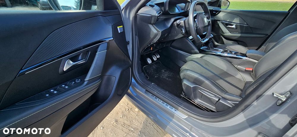 Peugeot 208 PureTech 100 GT Pack - 9