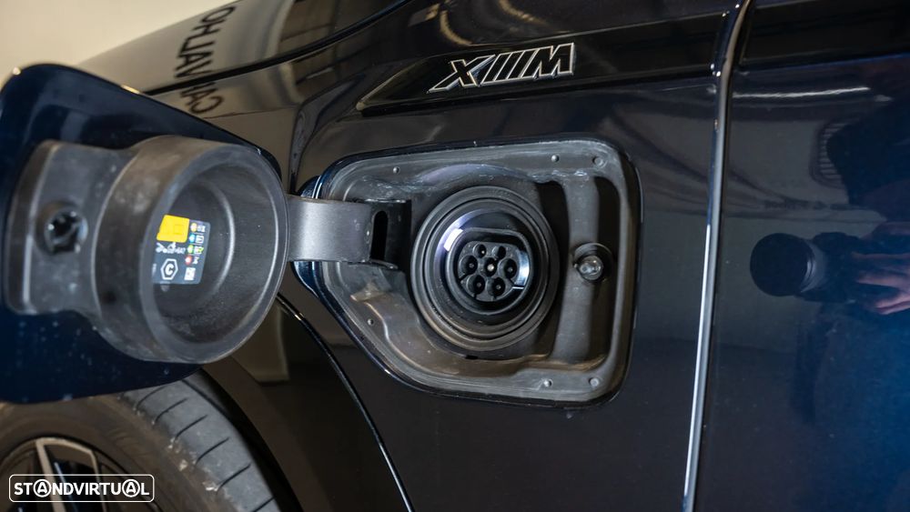 BMW XM 50e - 38