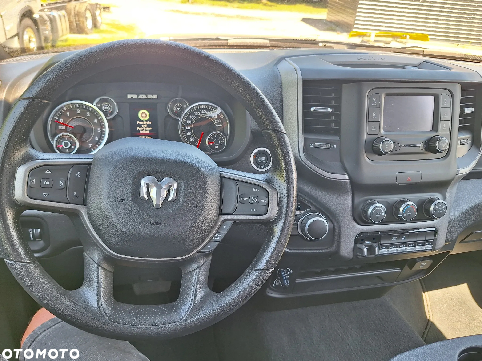 RAM 2500 - 9