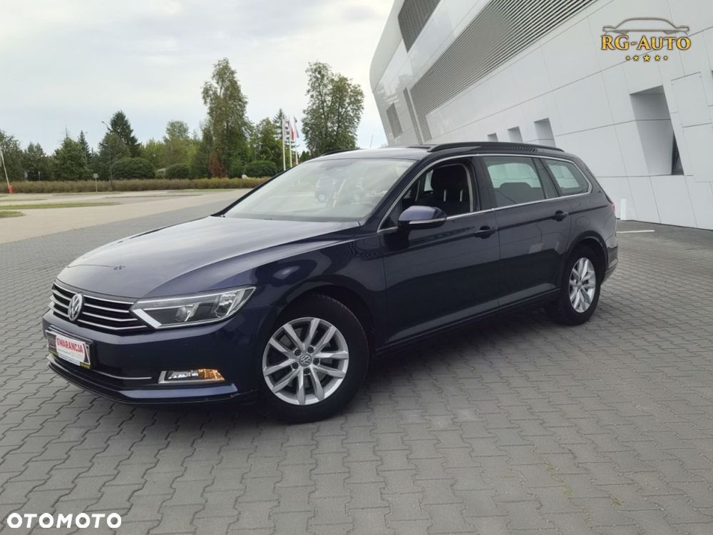 Volkswagen Passat - 13