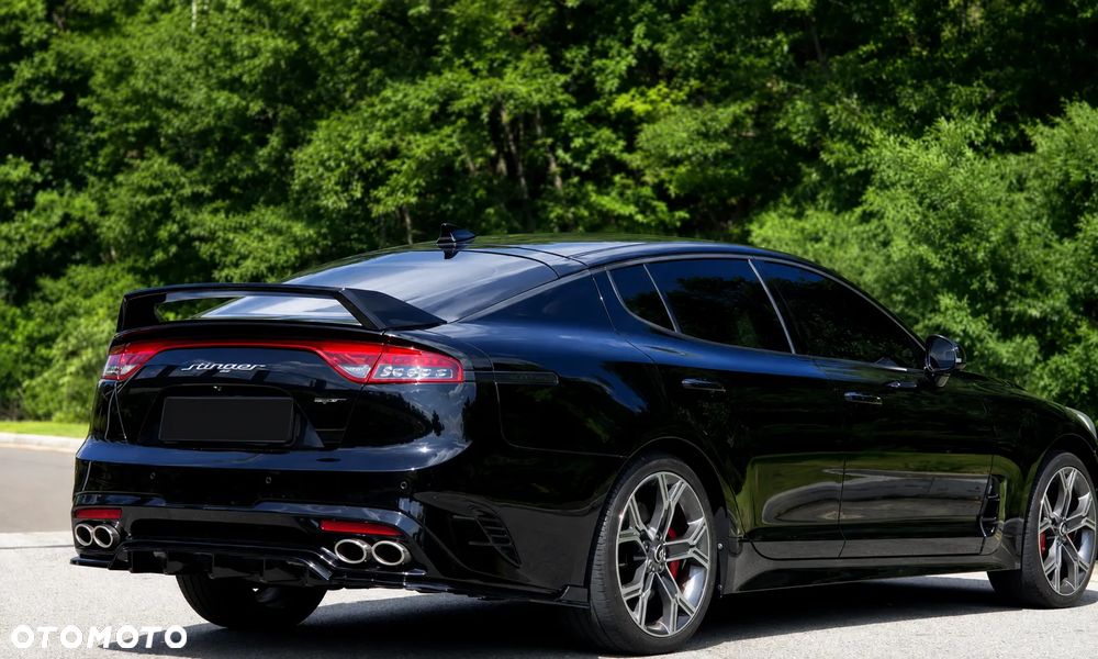 Kia Stinger - 5