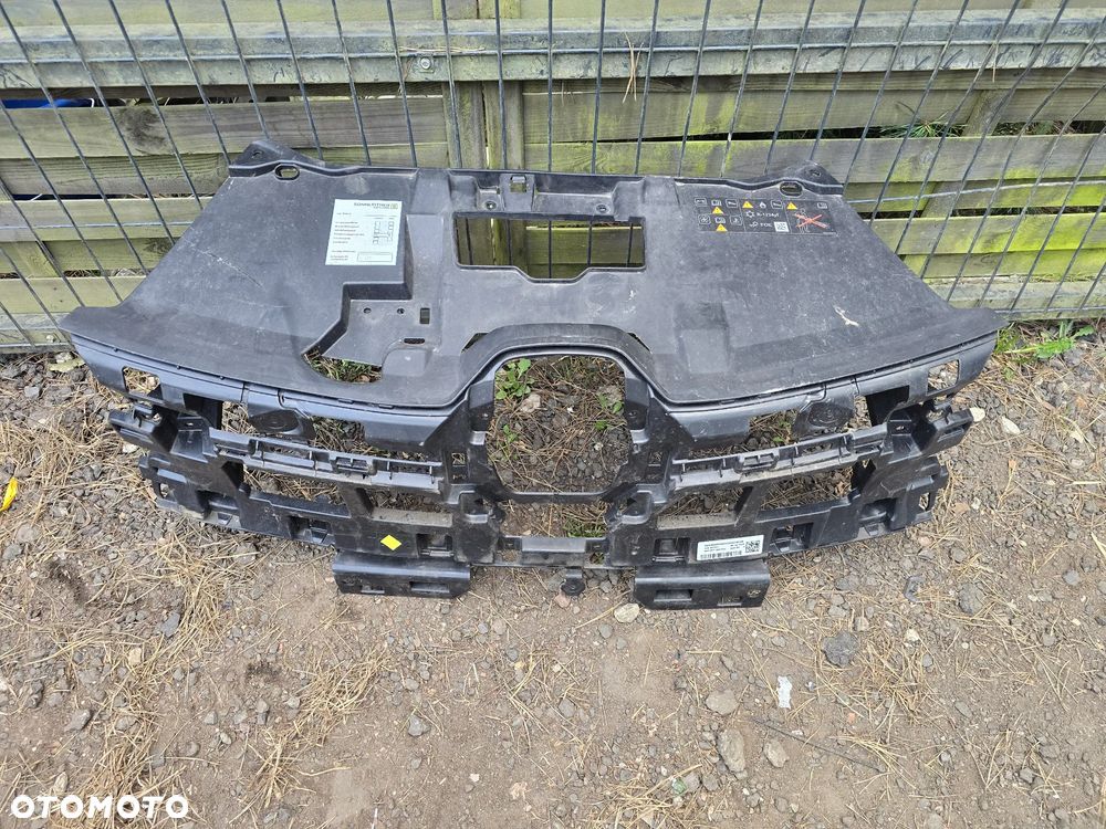 Megane E-Tech wzmocnienie stelaż grill 620321520r - 1