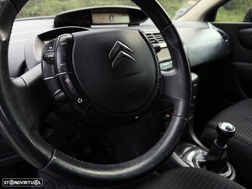 Citroën C4 1.6 HDi Exclusive - 5