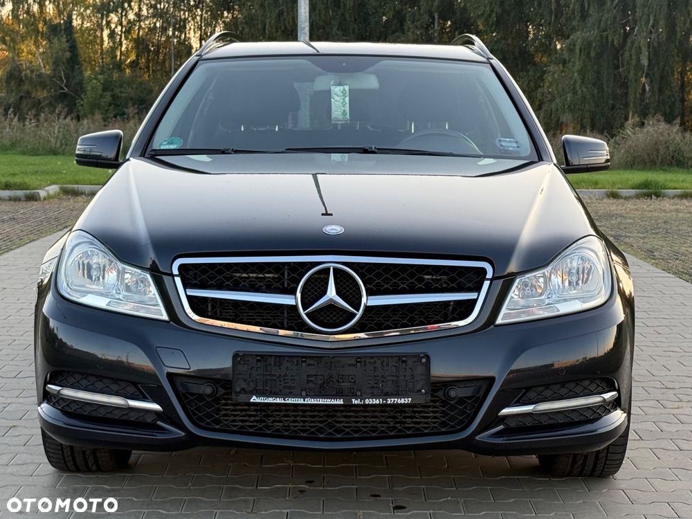 Mercedes-Benz Klasa C 180 CGI Automatik BlueEFFICIENCY - 2