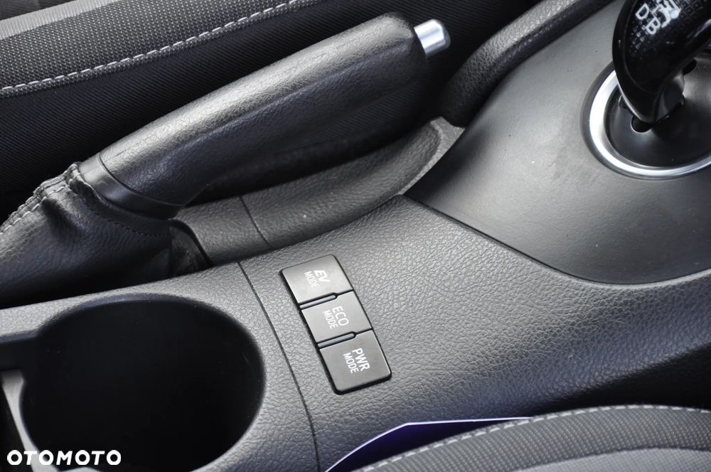 Toyota Auris - 38