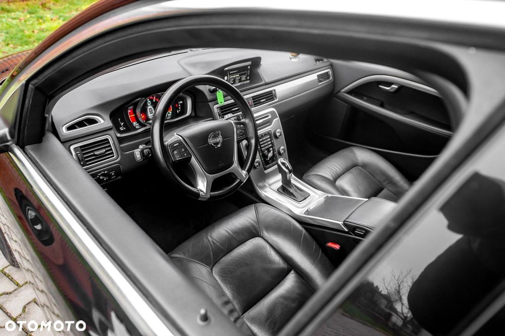 Volvo V70 T6 AWD Geartronic Momentum - 18