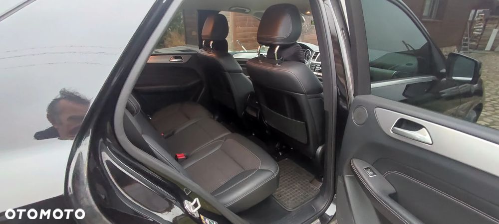 Mercedes-Benz ML - 13