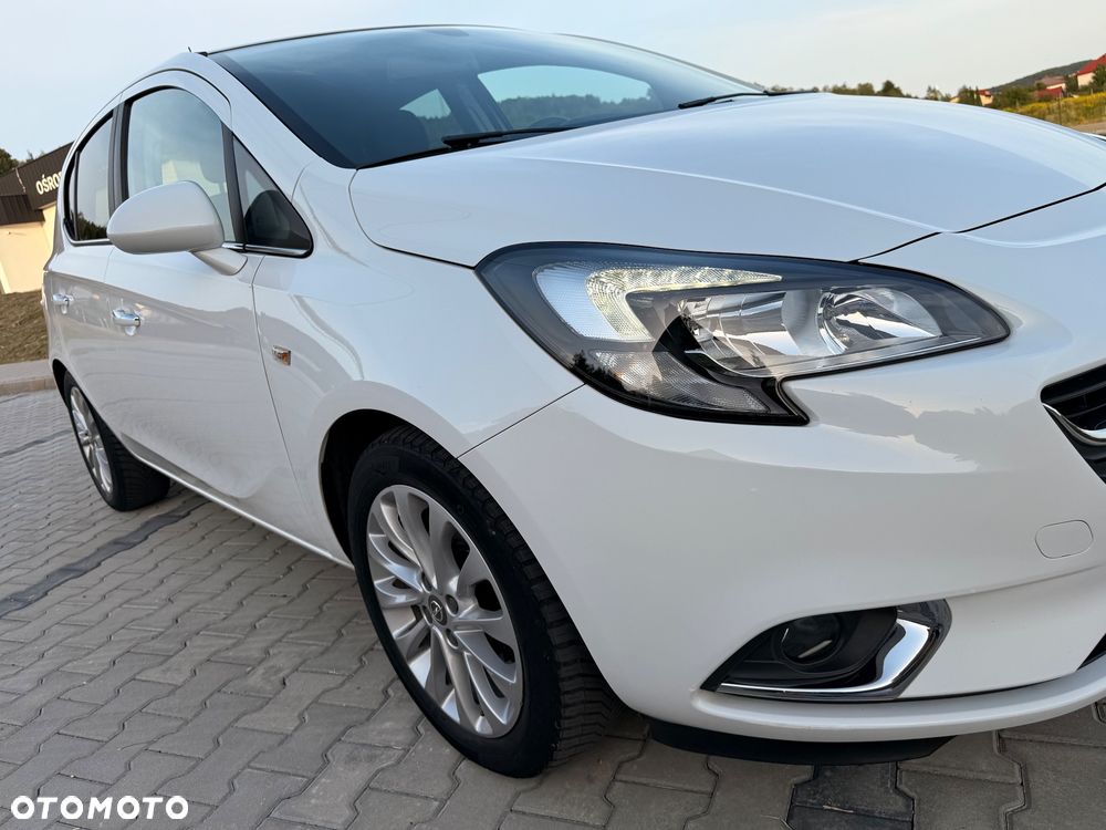 Opel Corsa 1.4 T Cosmo S&S - 18