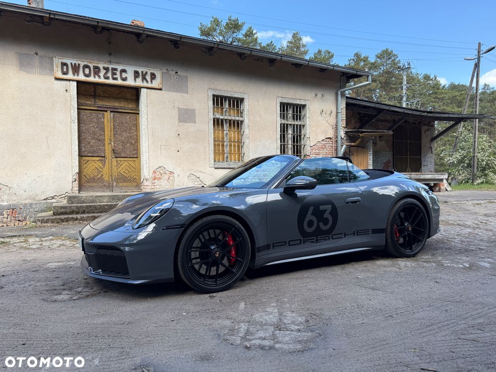 Porsche 911 - 4