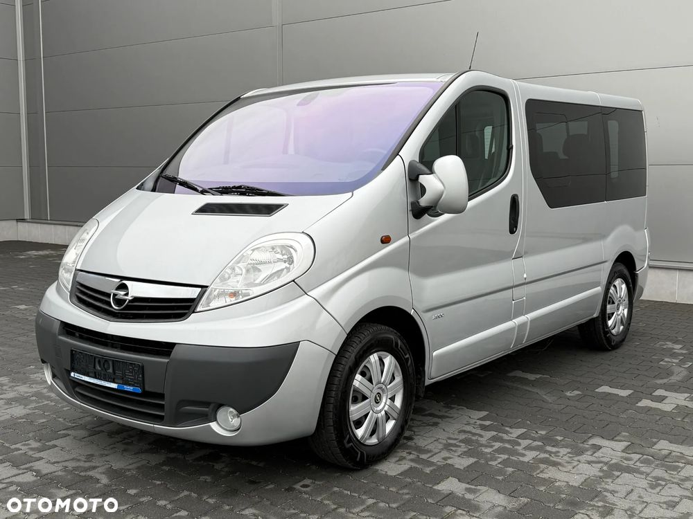 Opel Vivaro 2014 photo 3