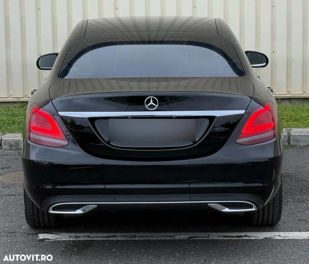 Mercedes-Benz C 300 d 9G-TRONIC AMG Line - 9