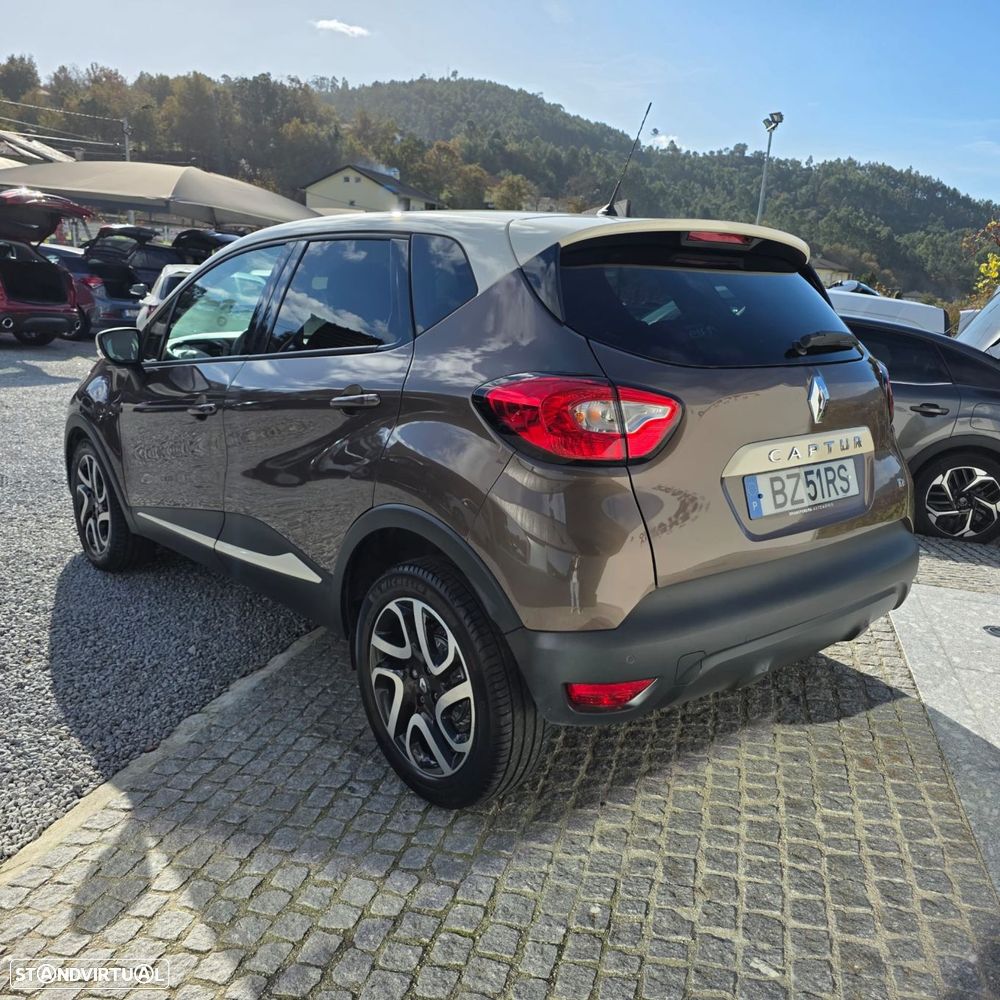 Renault Captur 1.2 TCe Exclusive EDC - 3