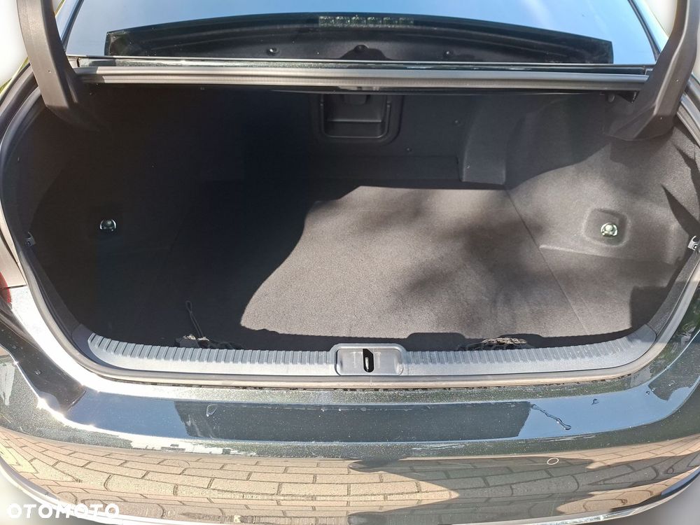 Lexus ES 300h Prestige - 21