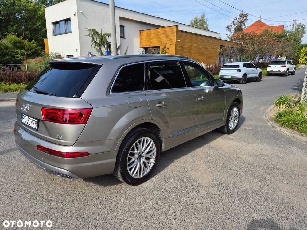 Audi Q7 - 4