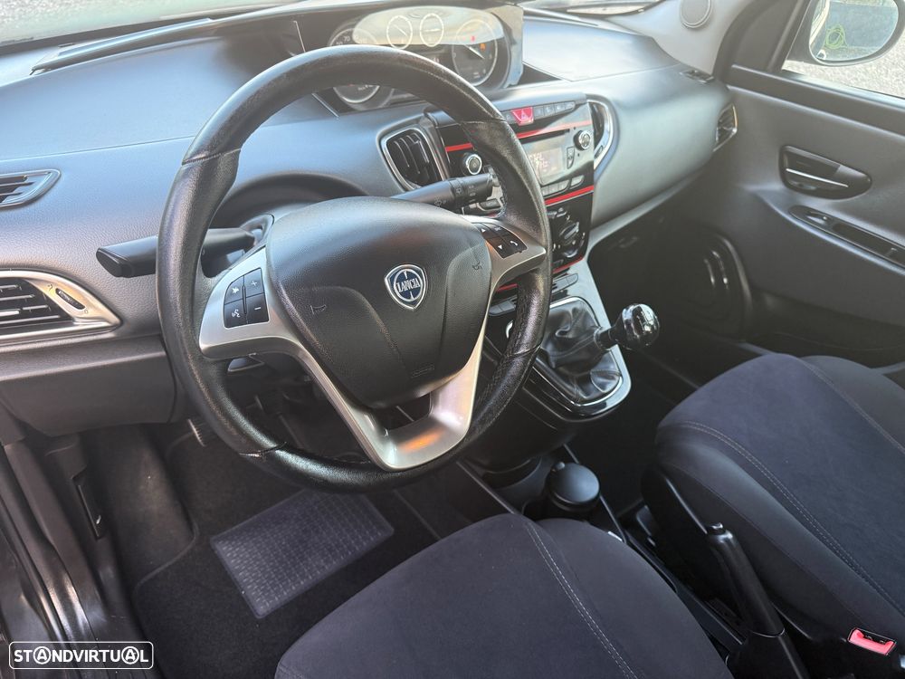 Lancia Ypsilon 1.3 M-jet S&S Gold - 9