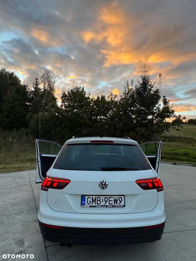 Volkswagen Tiguan - 9