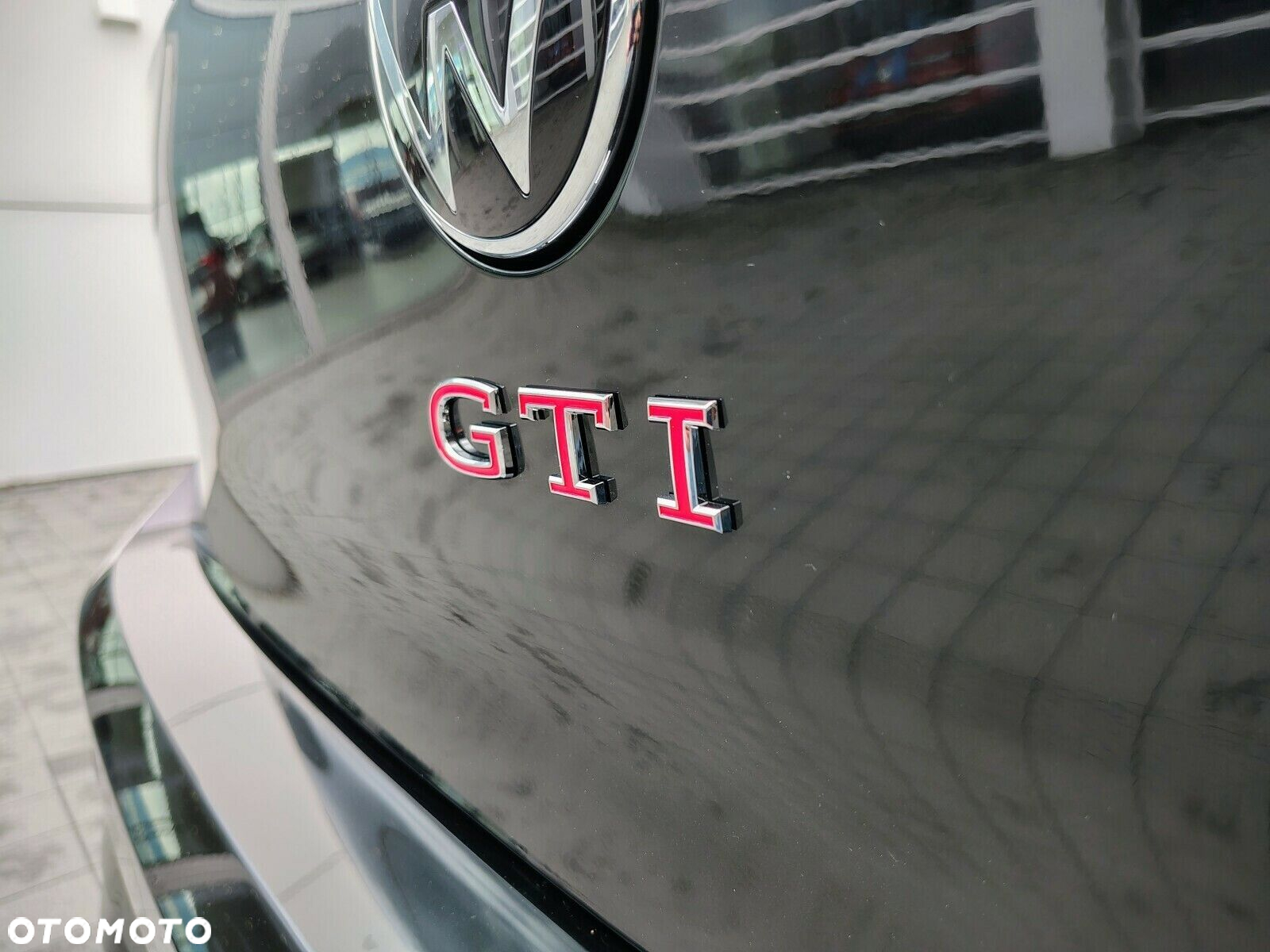 Volkswagen Golf - 32