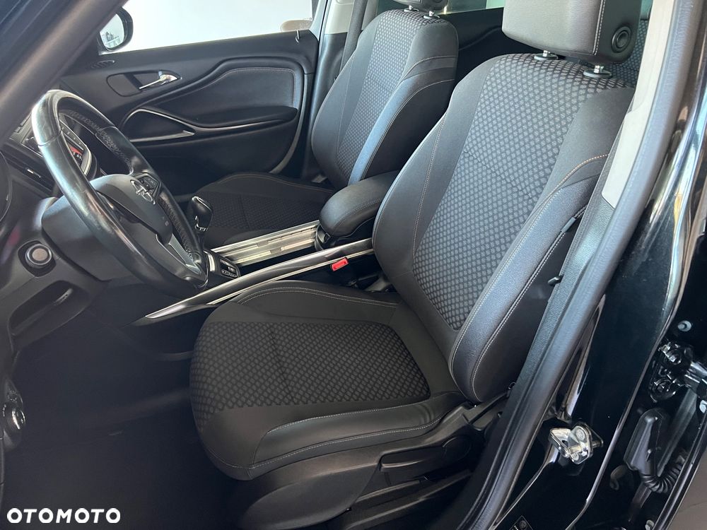 Opel Zafira - 11