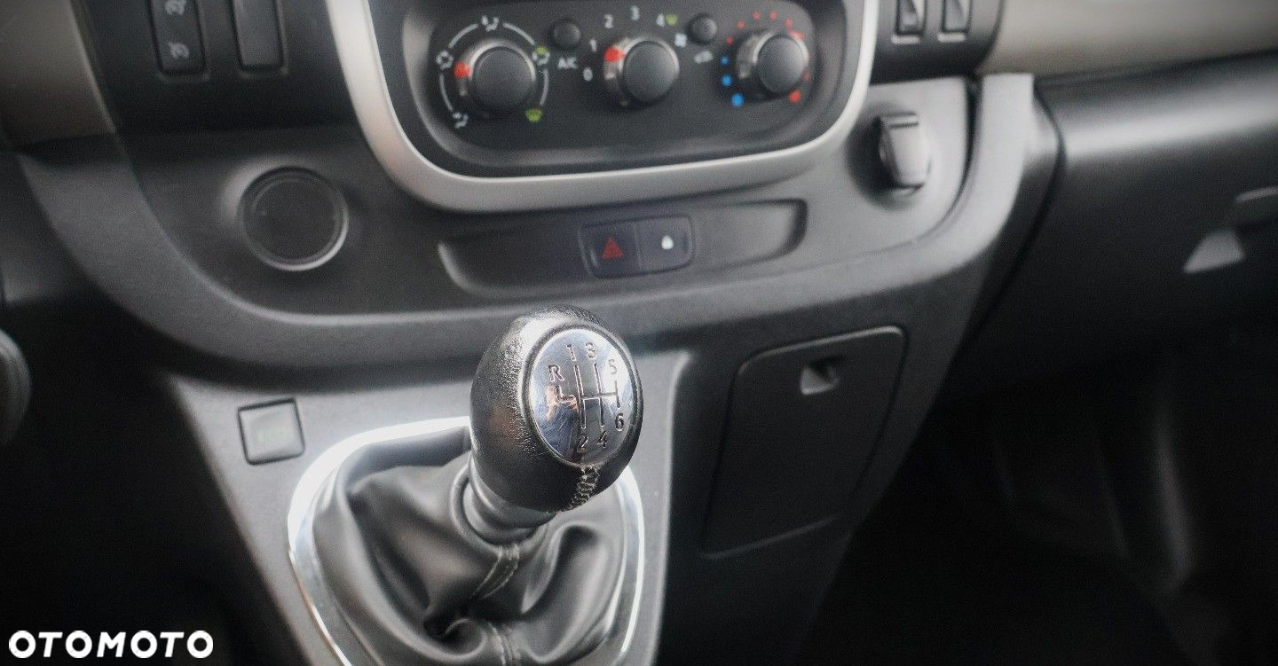Renault Trafic - 24