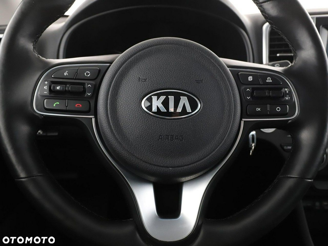 Kia Sportage 1.6 GDI 2WD DREAM-TEAM EDITION - 21
