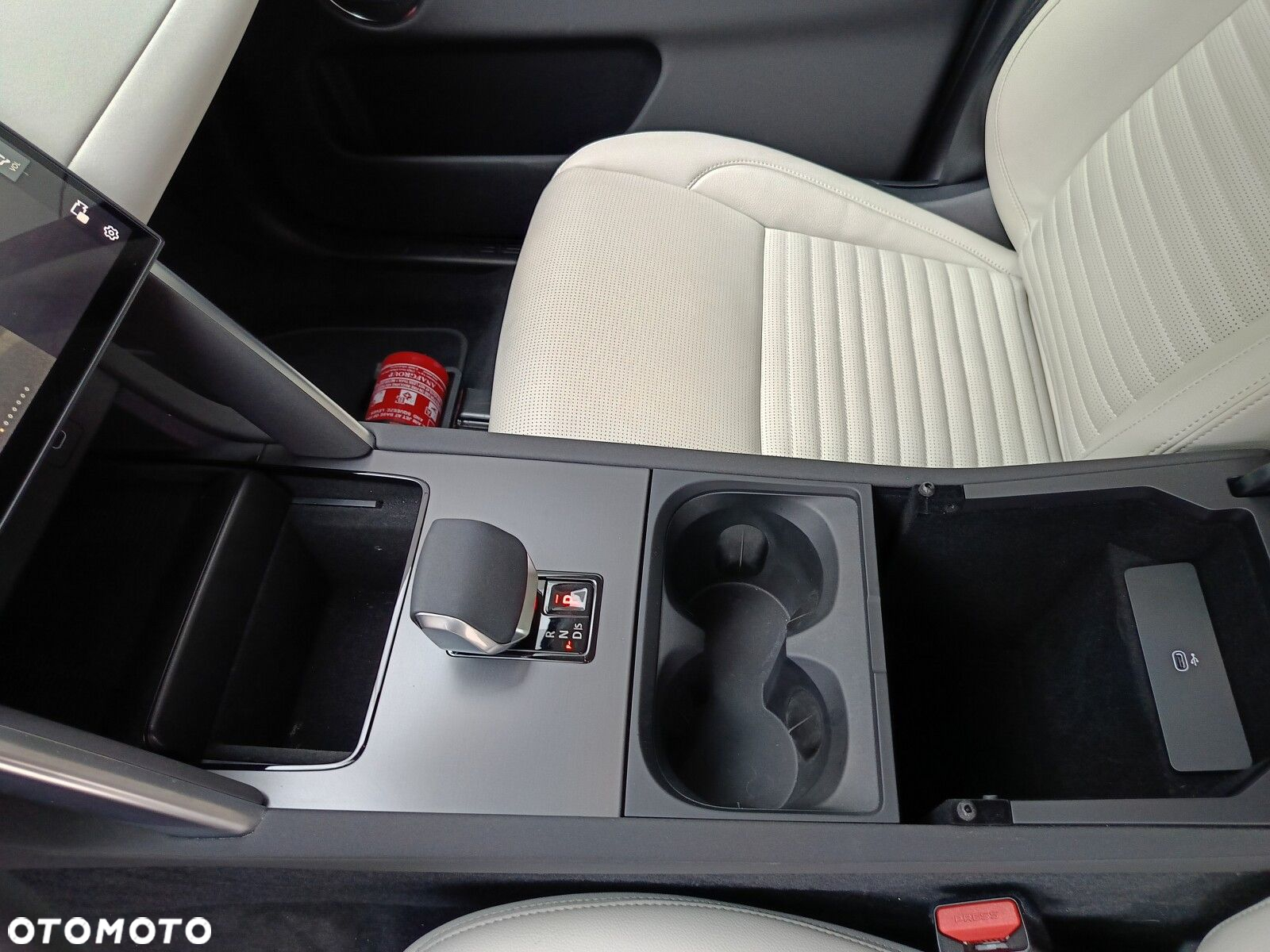 Land Rover Discovery Sport - 13