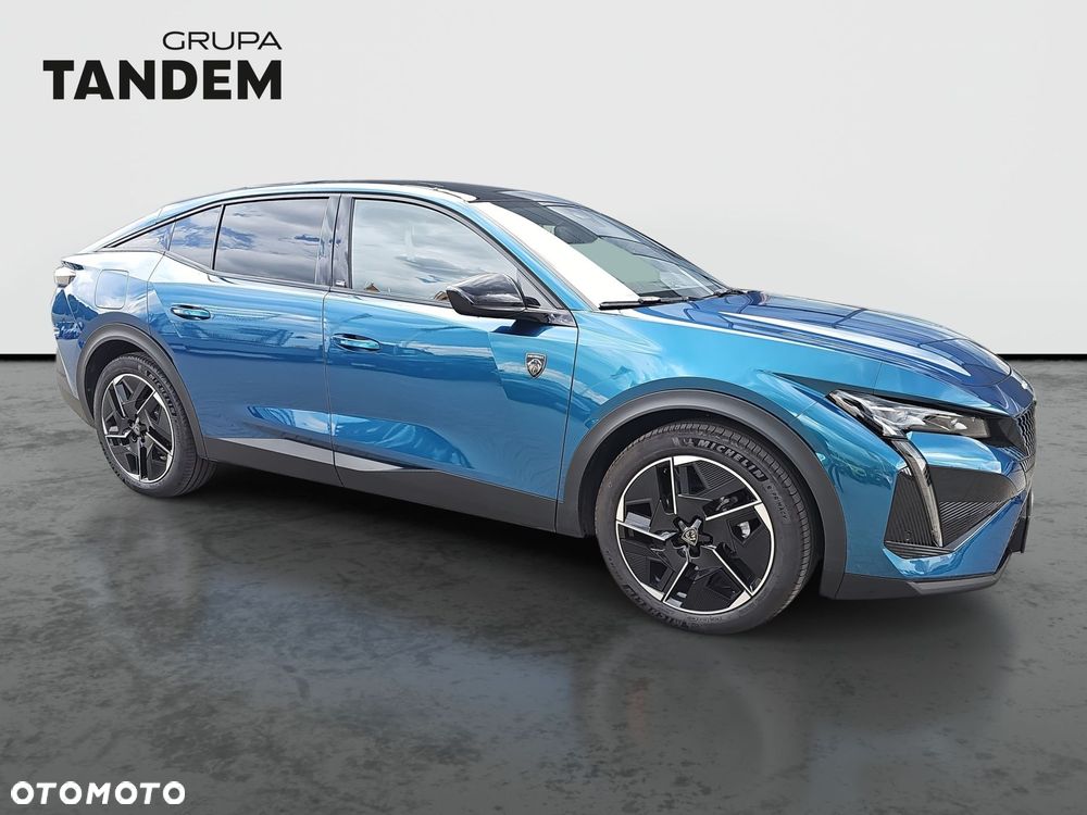 Peugeot 408 - 4
