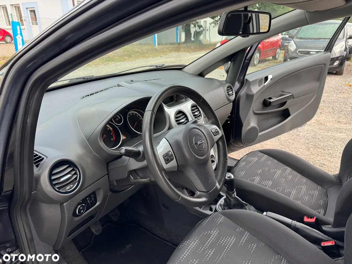 Opel Corsa - 20
