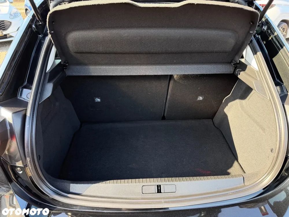 Opel Corsa 1.2 Start/Stop Elegance - 22
