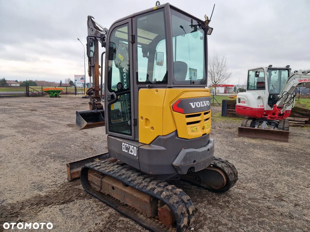Volvo ECR 25 D , Neuson Wacker EZ 28Vds, Kubota KX 057-4, JCB 8026, 8025 Yanmar VIo 27 SV 26 - 4