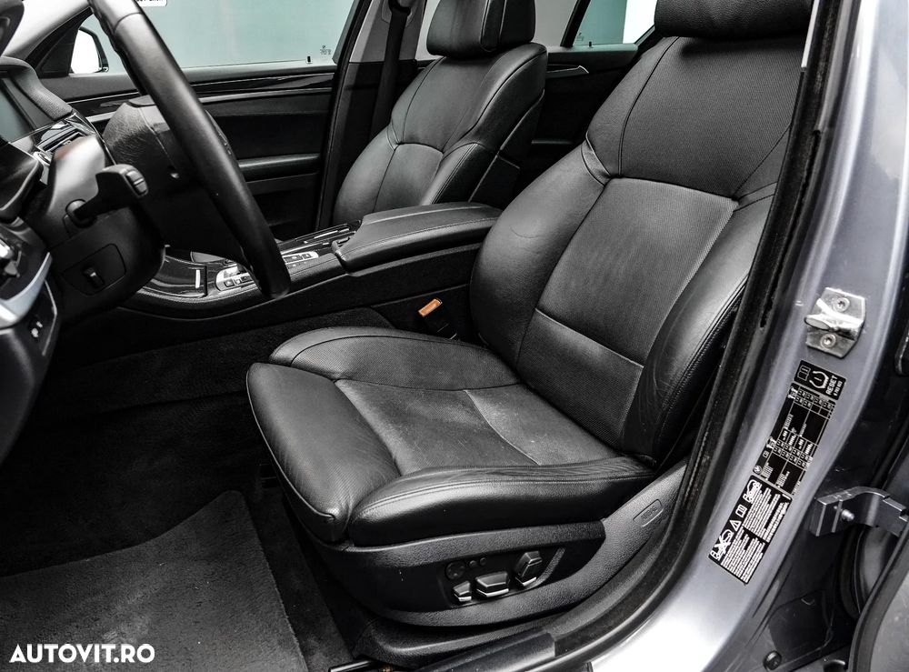 BMW Seria 5 535d xDrive AT - 14