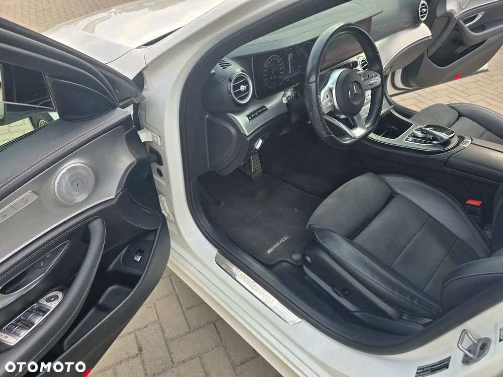 Mercedes-Benz Klasa E - 8