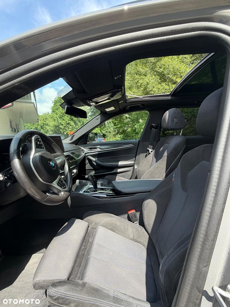 BMW Seria 5 520d xDrive mHEV M Sport sport - 6