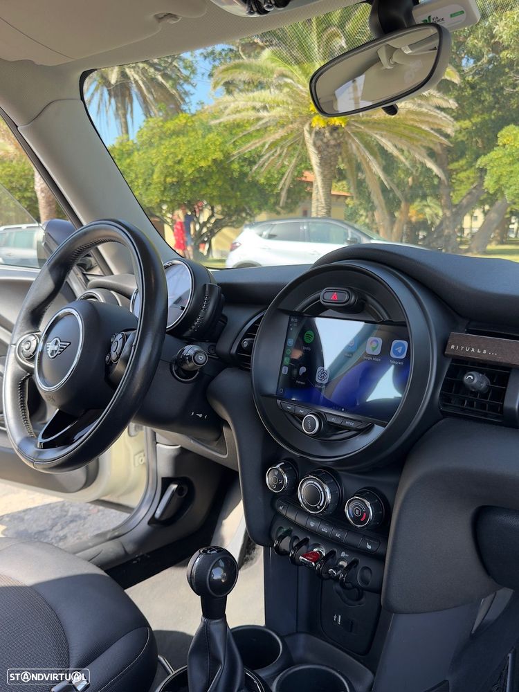 MINI 3 Portas One - 13
