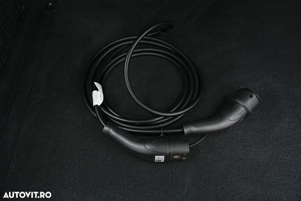 Porsche Cayenne Coupe E-Hybrid Tiptronic S Platinum Edition - 40