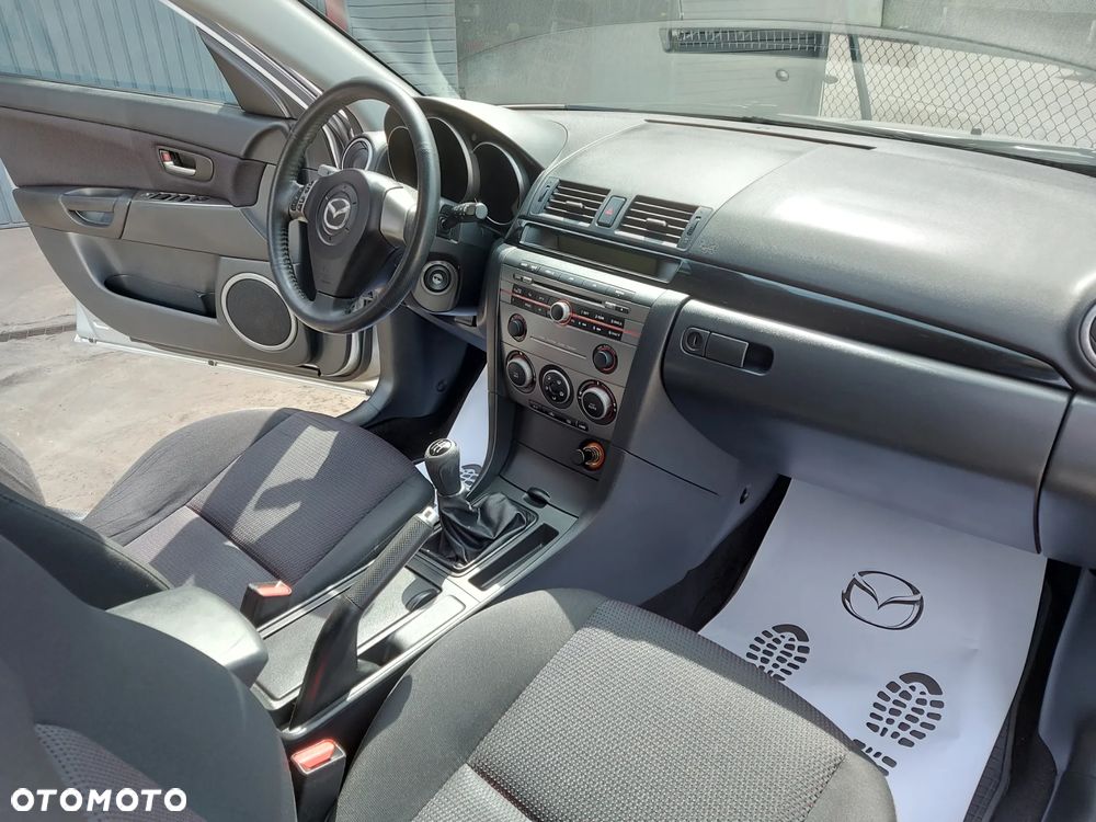 Mazda 3 1.6 Sport Active - 20