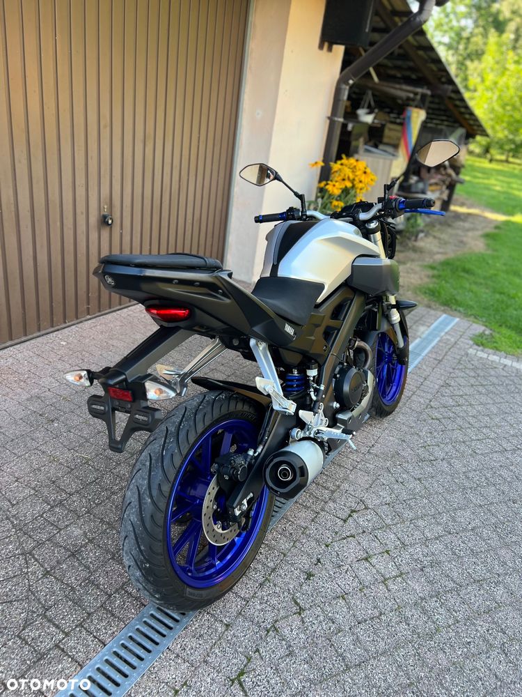 Yamaha MT - 4